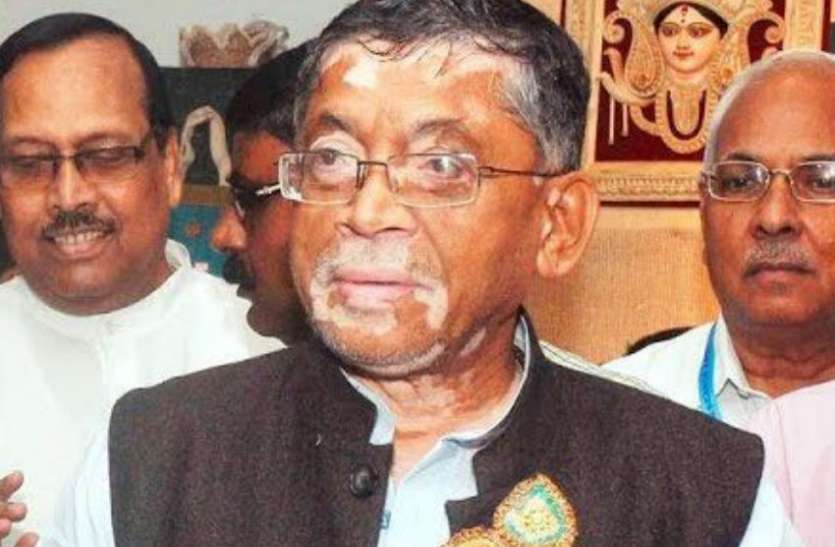 Santosh Gangwar व्यापारियों के बीच पहुंचे केन्द्रीय मंत्री संतोष गंगवार, जाना 2019 में किसके साथ हैं व्यापारी