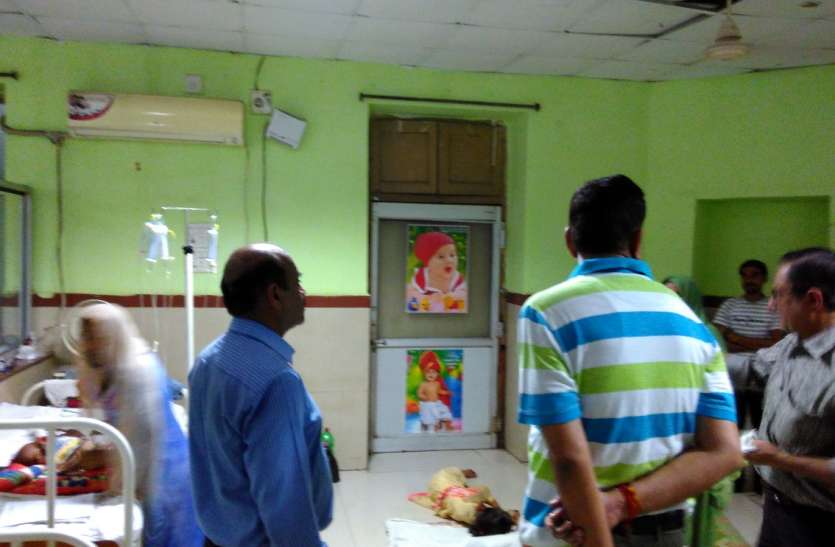 in this hospital of MP, troubled patient in summer MP के इस अस्पताल के एसी खराब, गर्मी में बिलबिला रहे मासूम