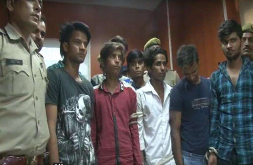 noida अगर रात में करते हैं ऑटो से सवारी, तो हो जाएं सावधान, इस तरह देते हैं ड्राइवर वारदात को अंजाम
