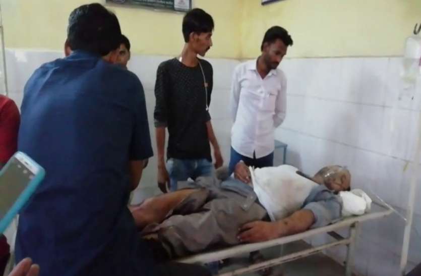 Murder UP ईद मनाने आए टैक्सी ड्राइवर इरशाद की लाठी-डंडे व सरिया से पीट-पीटकर हत्या