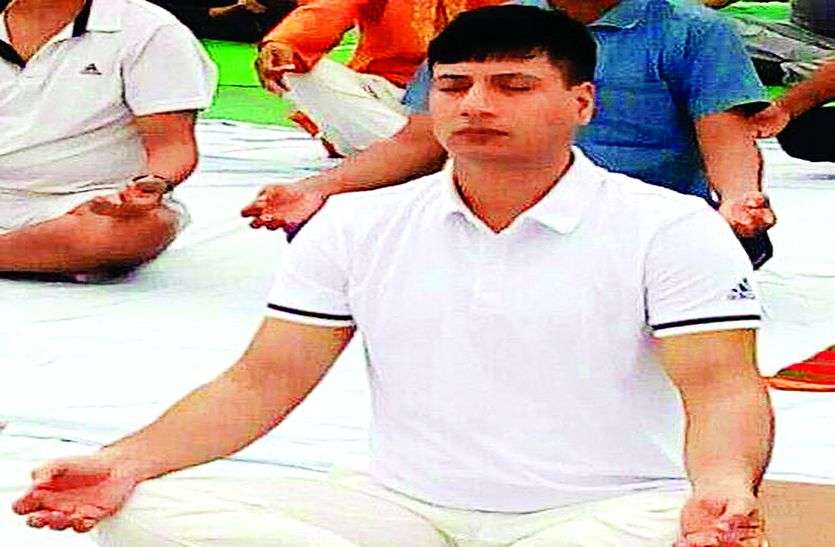 Hum fit to india fit : Fitness video of Alwar SP Rahul Prakash अलवर एसपी ने लिया फिटनेस चैलेंज, जारी किया अपना फिटनेस वीडियो