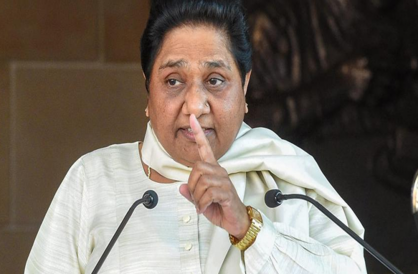 Mayawati targets 2022 UP election with 2019 Lok Sabha Election मायावती के दांव में बुरा फंसी सपा, अखिलेश यादव के सामने बड़ा संकट, हो सकता है नुकसान
