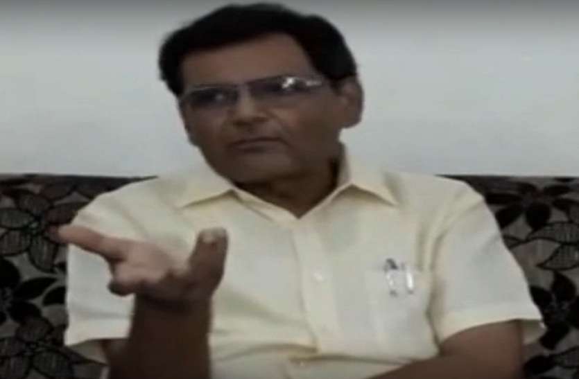 lalji nirmal big statement on akhilesh yadav and mayawati in up लालजी निर्मल ने कुछ इस तरह मायावती और अखिलेश पर बोला बड़ा हमला