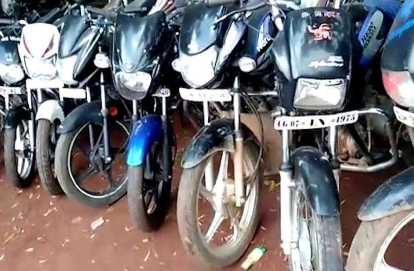 Bike Lifter आजमगढ़ में बाइक चोर गैंग के पांच गिरफ्तार, कई बाइक बरामद