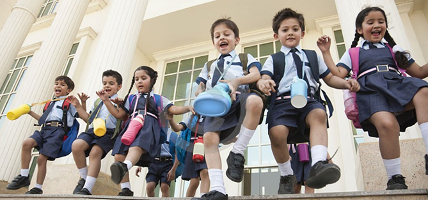 Скул го. Perreo дети школа. School. Последний школьный день. Детская школа Medi Kids.