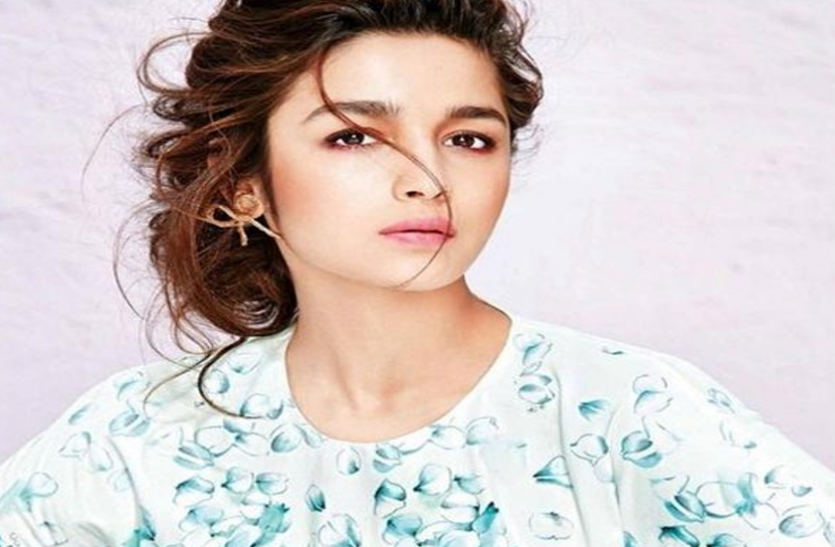 alia bhatt आलिया ने दी सलमान को टक्कर, कर्नाटक के 40 परिवारों की इस खास अंदाज में की मदद