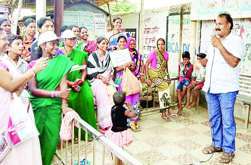 स्वच्छता सर्वेक्षण में 54वां रैंक मिलने पर अधिकारी और कर्मचारी उत्साहित, रैली निकाल कर जताया आभार स्वच्छता सर्वेक्षण में 54वां रैंक मिलने पर अधिकारी और कर्मचारी उत्साहित, रैली निकाल कर जताया आभार