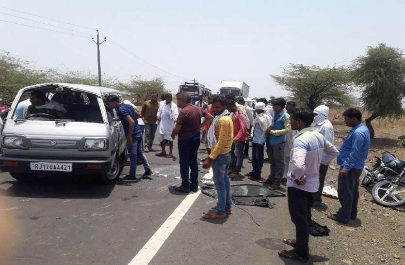 rajgarh, rajgarh news, rajgarh patrika, patyrika news, patrika bhopal, bhopal mp, accident, road accident, rajgarh accident, police, hospital, पानी पीने सड़क पार जा रहा था बच्चा, हुआ ऐसा हादसा