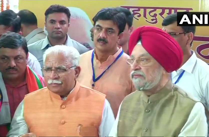 puri दिल्ली में ग्रीन एक्टिविस्टों का हंगामा, बचाव में उतरे मंत्री हरदीप पुरी ने कहा एक पेड़ के बदले लगाएंगे दस पौधे