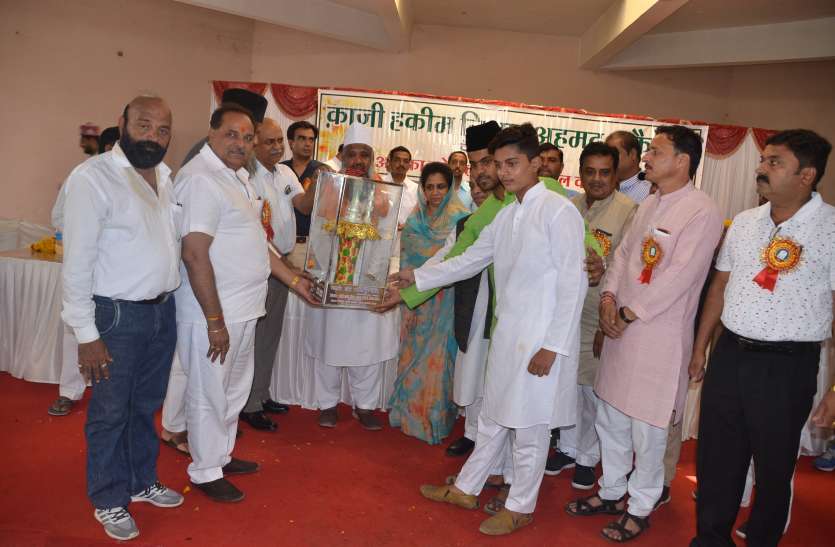 dewas काजी निसार अहमद की सेवाओं से आने वाली पीढ़ी लाभांवित होगी