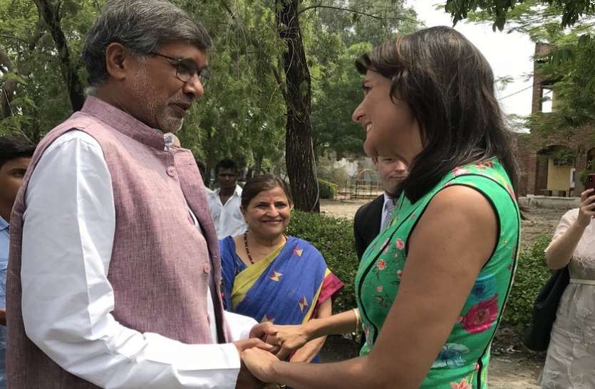 Haley meets Kailash कैलाश सत्यार्थी से मिलीं निक्की हेली, कहा- मिलकर सुरक्षित रखेंगे बचपन