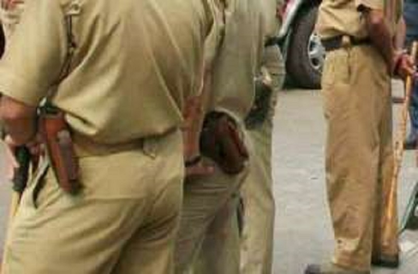 two side fight in jaunpur यूपी के जौनपुर में दो पक्षों में मारपीट, 8 लोग घायल, तनावपूर्ण माहौल