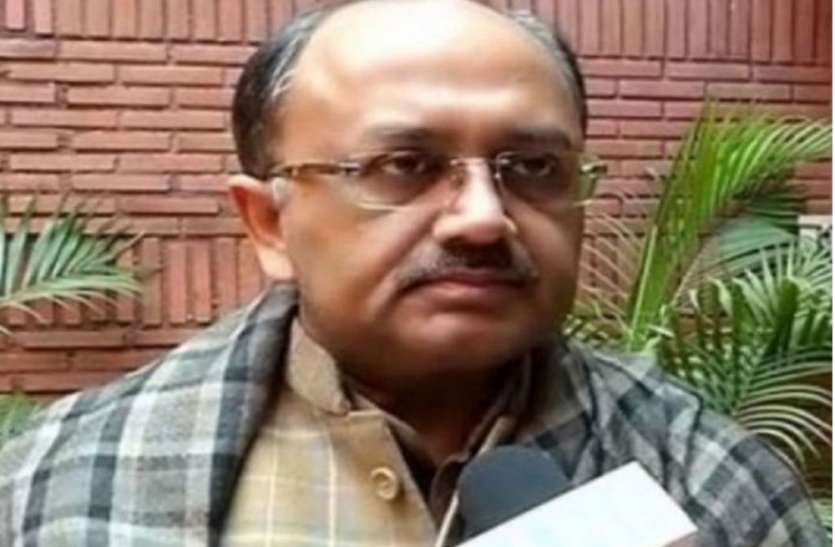 Siddarth Nath Singh सिद्धार्थनाथ सिंह का बंगला प्रेम- शास्त्री जी की गरिमा को डुबो रहे हैं योगी के मंत्री