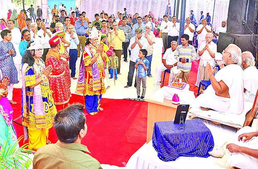 siddhachal श्रद्धालुओं ने किए परमात्मा की लीलाओं के दर्शन