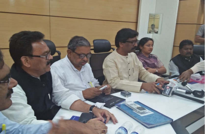 opposition leaders meeting भूमि अधिग्रहण संशोधन विधेयक के खिलाफ विपक्ष का 5 जुलाई को झारखंड बंद का आह्वान
