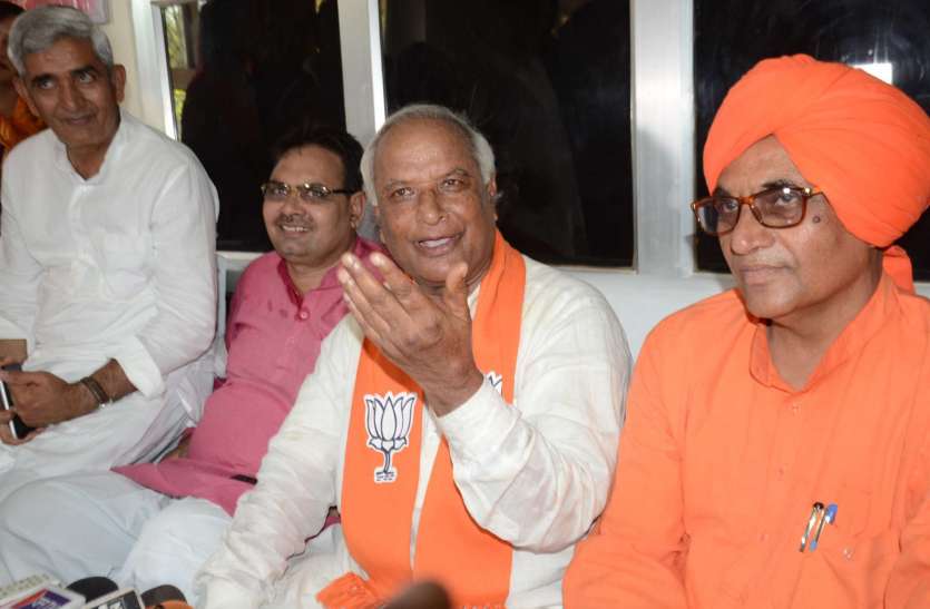 bjp भाजपा के नए अध्यक्ष ने ओम माथुर और वसुंधरा राजे के लिए कह डाली एेसी बात