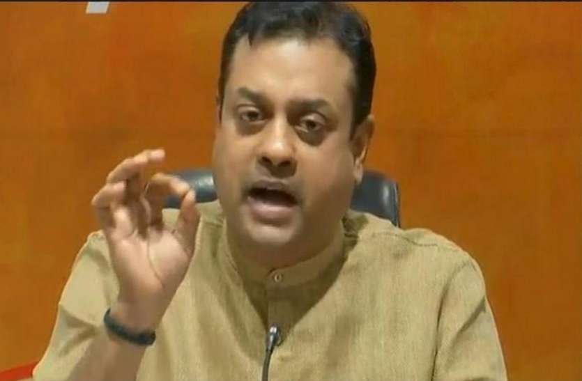 bjp on congress शशि थरूर के विवादित बयान पर संबित पात्रा का पलटवार, राहुल गांधी हिंदुओं से नफरत करते हैं