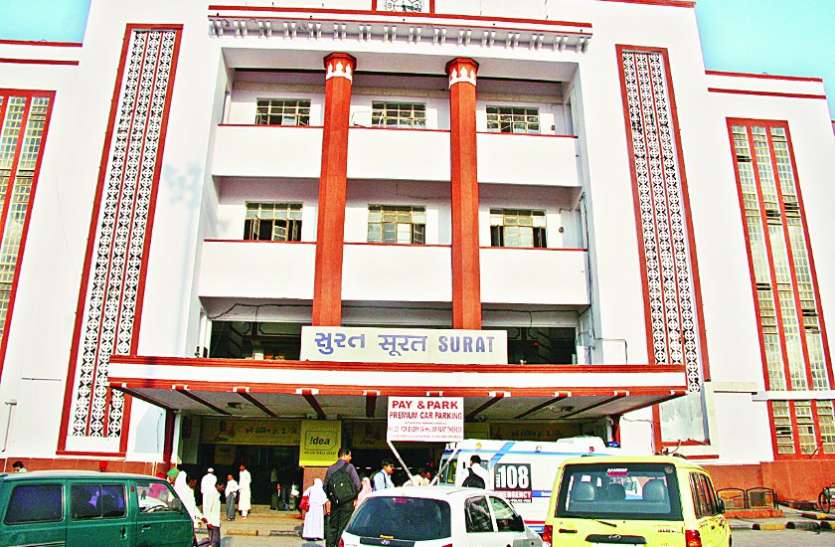 Railway officials will be in the chambers रेल अधिकारियों के चैम्बर्स में लगेंगे एसी