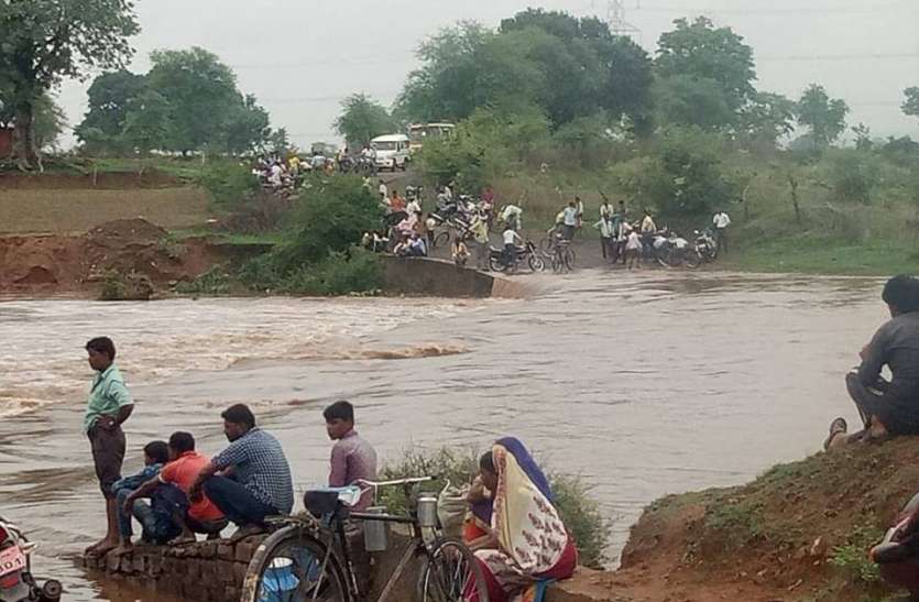 rain Dangerous Bridge bridges बारिश में इन पुल-पुलियों से जरा बचकर, खतरे में पड़ सकती है जान