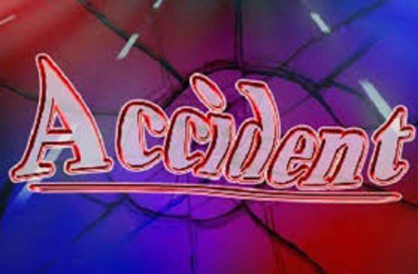 bundi in accident घर से तो निकली थी घूमने के लिए लेकिन जा पहुंची अस्पताल...