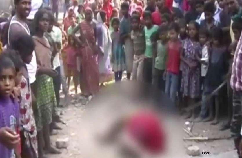 crowd beat rapist 10 साल की लड़की का किडनैप कर दुष्कर्म की कोशिश, जब पता चली ये बात तो लोगों ने आरोपियों को जमकर पीटा