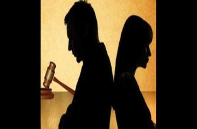 divorce चट मंगनी,पट शादी और झट तलाक, कुछ ऐसी रही 70 वर्षीय दूल्हे की दो दिन की शादी