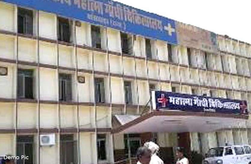 banswara बांसवाड़ा : अस्पतालों में बेवजह की जांचों से फूले निदेशालय के हाथ-पैर, चिकित्सकों को अनावश्यक जांच न करने के निर्देश