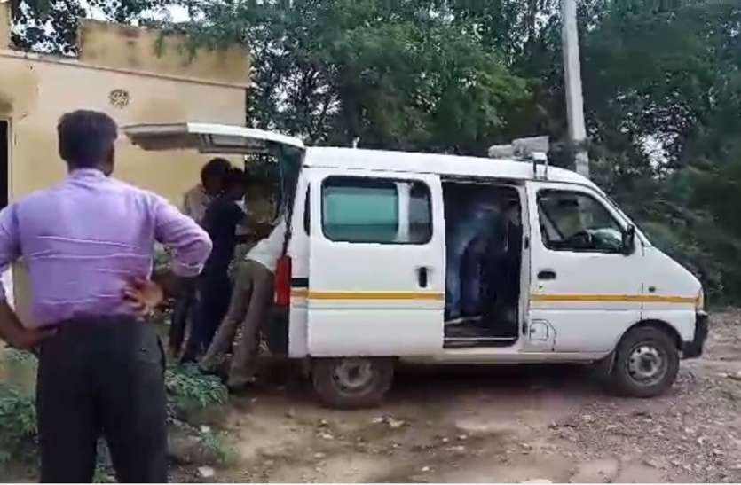 accident in ranwal-karansar road डम्पर की टक्कर से एक की मौत, दूसरा घायल