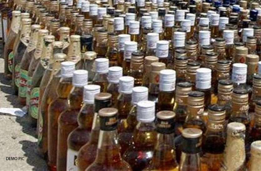 up आबकारी विभाग की नाक नीचे चल रहा अवैध शराब का कारोबार, पुलिस को मिली बड़ी कामयाबी
