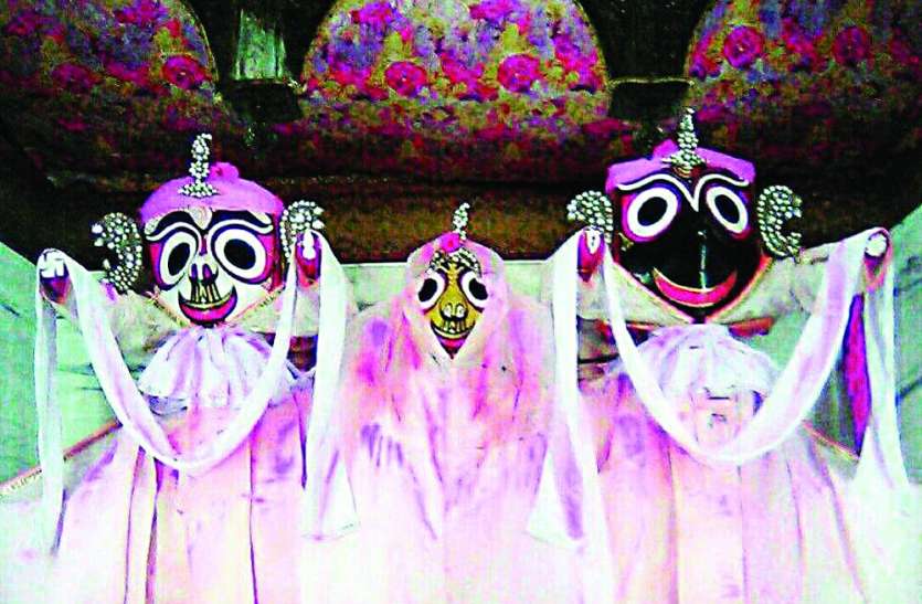 jagannath rath yatra 2018 Panna madhya pradesh पुरी जैसी जगन्नाथ यात्रा पन्ना में, 166 साल से राजसी भव्यता
