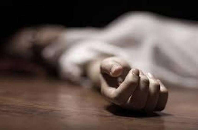 omg OMG! मौत के दस दिन बाद महिला ने दिया बच्चे को जन्म, फिर घरवालों ने किया एेसा