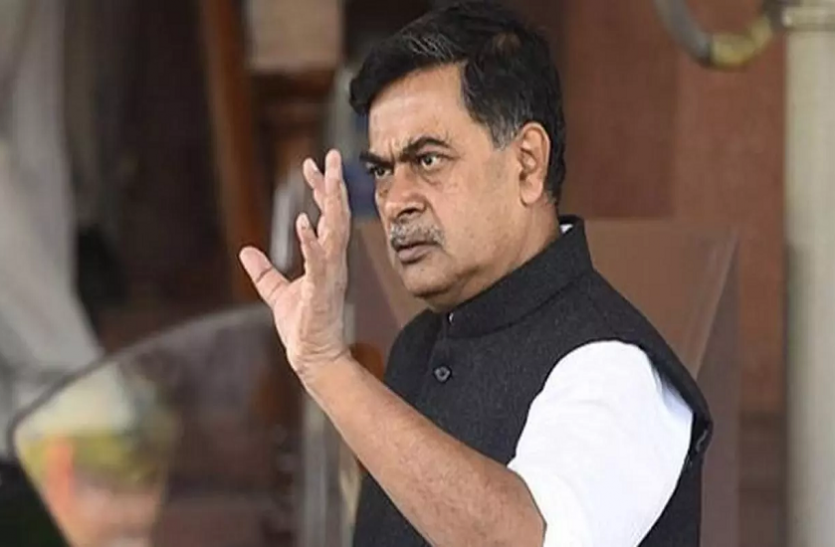 news केंद्रीय मंत्री आरके सिंह बोले- कश्मीर में कुछ बाहरी मौलवी भड़का रहे हिंसा, महबूबा पर निशाना