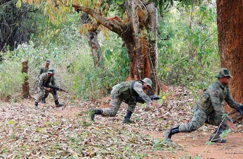 naxal attack Breaking : घात लगाए नक्सलियों व BSF की बटालियन के बीच हुई मुठभेड़ में दो जवान शहीद