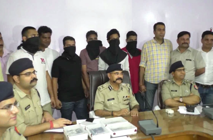 Ghaziabad News मुन्ना बजरंगी की हत्या के बाद इस शहर में होनी थी गैंगवार, इतने आधुनिक हथियार देखकर हैरान रह गई पुलिस