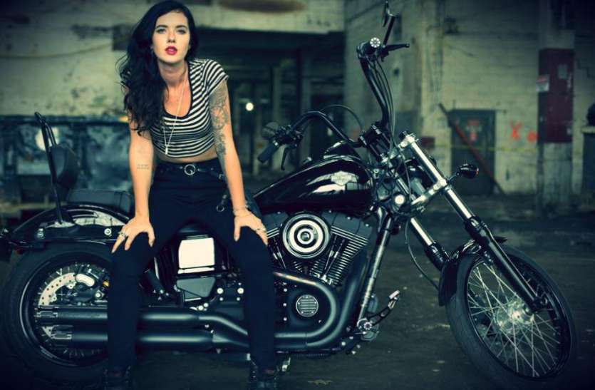 Bike लड़कियों के बीच काफी पॉपुलर हैं ये Bikes, आज ही कराएं इनकी बुकिंग