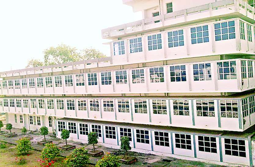 sector 9 hospital छत्तीसगढ़ में यहां बरसा डेंगू का कहर, 7 बच्चे अस्पताल में भर्ती, 3 की रिपोर्ट का इंतजार