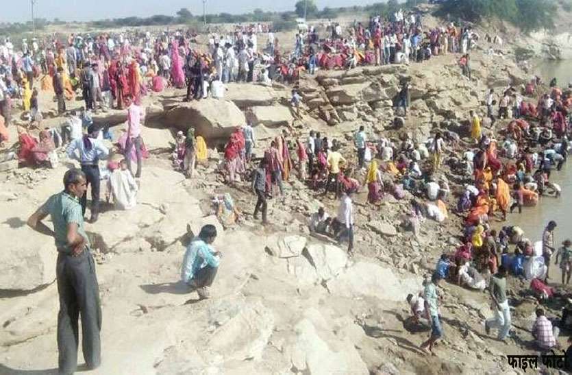 Gold coins राजस्थान में यहां फिर से सिक्के निकालने पर दौड़ा प्रशासन, दो वर्ष पूर्व भी निकले थे गुप्त काल के हजारों कीमती सिक्के