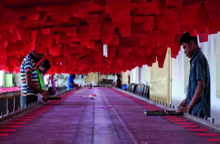 textile industry विदेशी कपड़ों पर आयात शुल्क बढ़ने से घरेलू उद्योग को मिली राहत