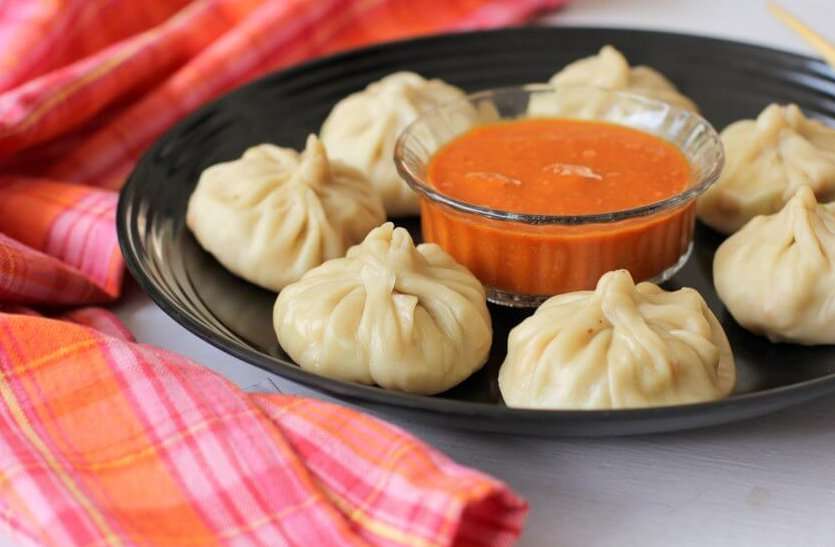 cheese corn momos बनाएं गर्मा गरम चीज कॉर्न मोमोज