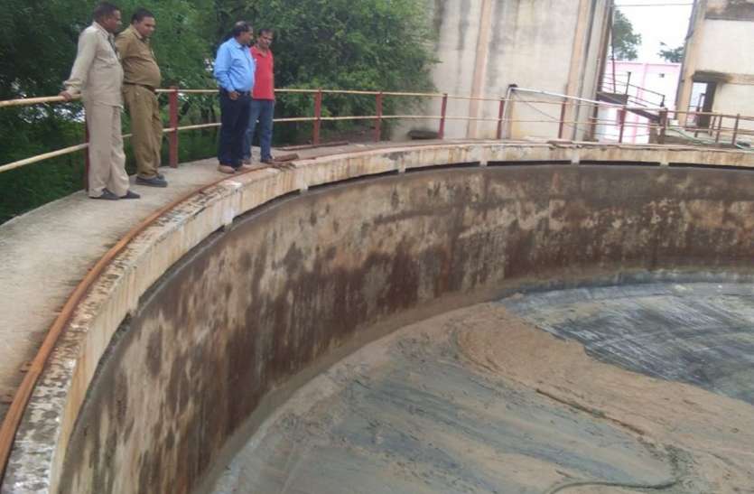 dewas प्लांट टैंक और सर्कुलेटर दो दिन में किया साफ