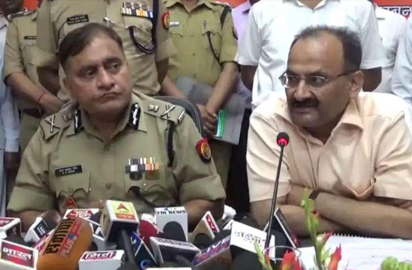 meerut कांवड़ यात्रा 2018: शिवभक्त लाठी आैर त्रिशूल अपने साथ ले जा सकेंगे, योगी सरकार के ये अफसर बता नहीं पाए