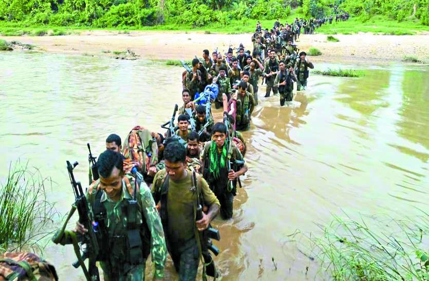 naxal news ऑपरेशन मानसून को मिली बड़ी कामयाबी, बीजापुर के तिमेनार में मुठभेड़, चार महिला समेत 8 नक्सली ढेर
