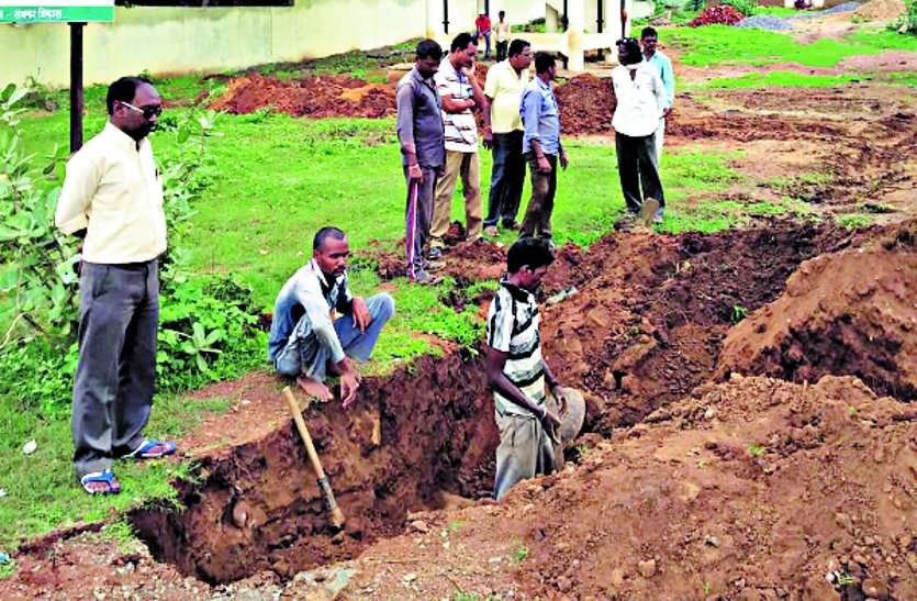 system लंबे इंतजार के बाद नगर के वार्ड 1 के निवासियों को मिली पेयजल समस्या से मुक्ति