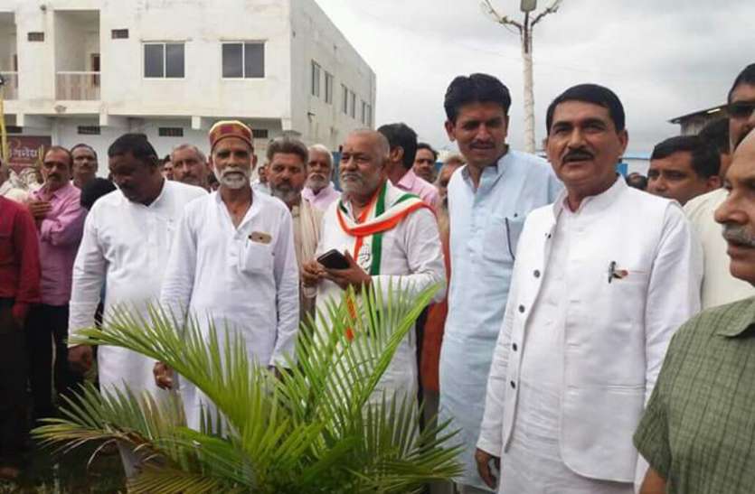 rewa कांग्रेस की हारी सीटों में सबसे अधिक दावेदार, पर्यवेक्षक ने दावेदारी का कारण पूछा तो रह गए सन्न