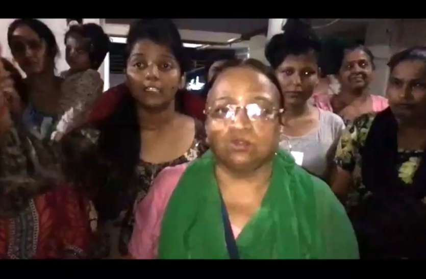Greater Noida बड़ी कार्रवाई: अब ग्रेटर नोएडा में 13 मंजिला इमारत ढहने का खतरा, बिल्डर समेत दो गिरफ्तार