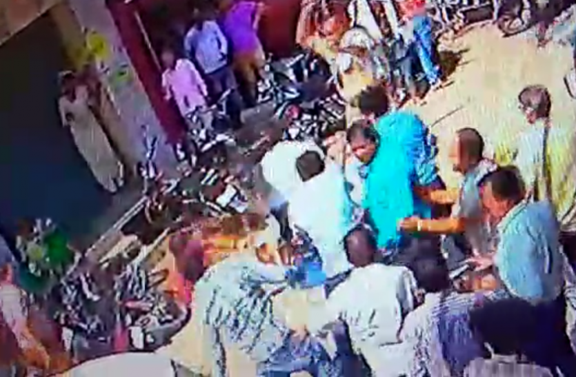 baghpatbaghpat police कार पार्किंग को लेकर यूपी के इस शहर में दिखा ऐसा नजारा, जो आपने कभी नहीं देखा होगा