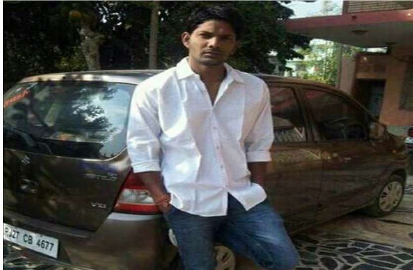murder हत्या के बाद यहां हो रहा है बवाल, परिजन नहीं उठा रहे शव, पुलिस-प्रशासन से कर रहे हैं ये मांगें