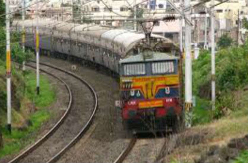 Amritsar Pathankot Express latest news बंद नहीं होगी पठानकोट एक्सप्रेस, इस तरह चलेगी