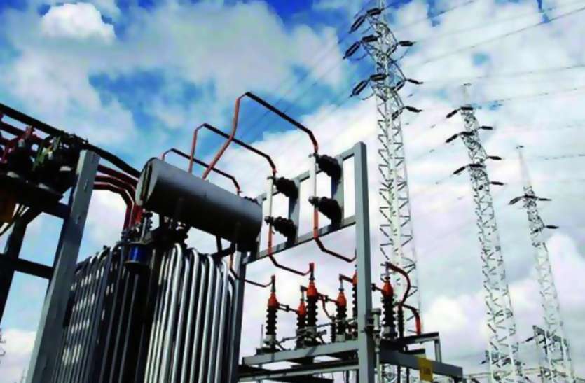 Electricity department action in Lakhimpur Kheri ...अब विभाग खुद बढ़वाएगा बिजली कनेक्शन का लोड