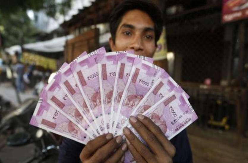 Money making tips अमीर बनना है तो कभी भी न करें ये गलती, नहीं तो जीवनभर होगी पैसों की किल्लत